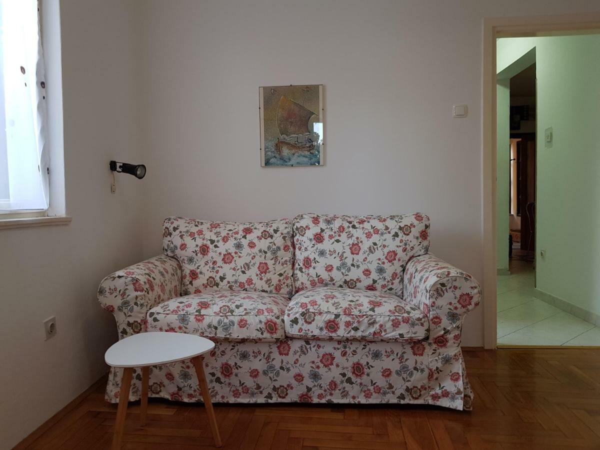 Mare Azzurro Apartments PUY Exterior foto
